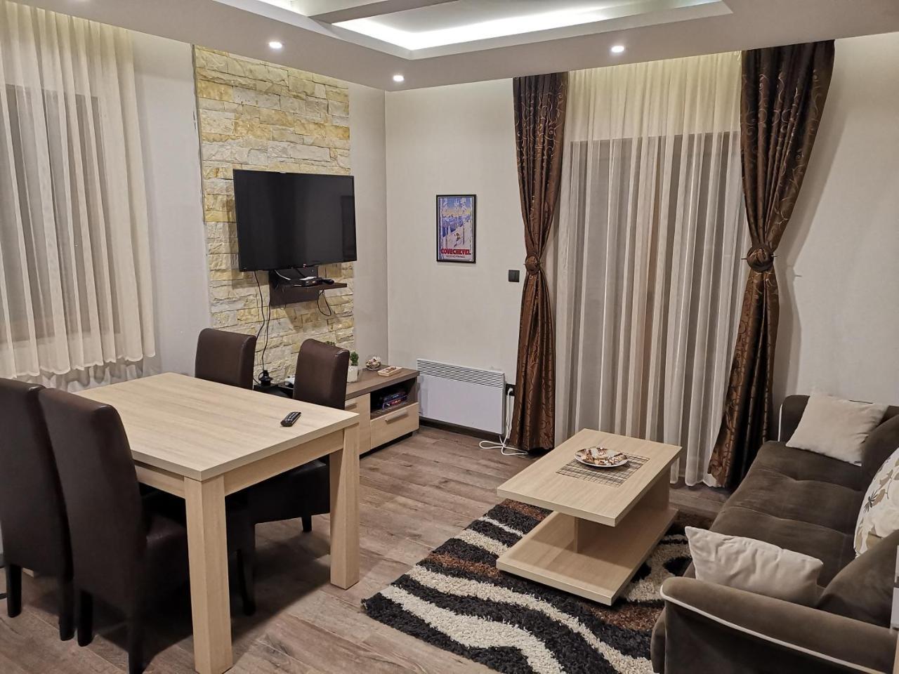 G4 Apartment Milmari 科帕奥尼克 外观 照片