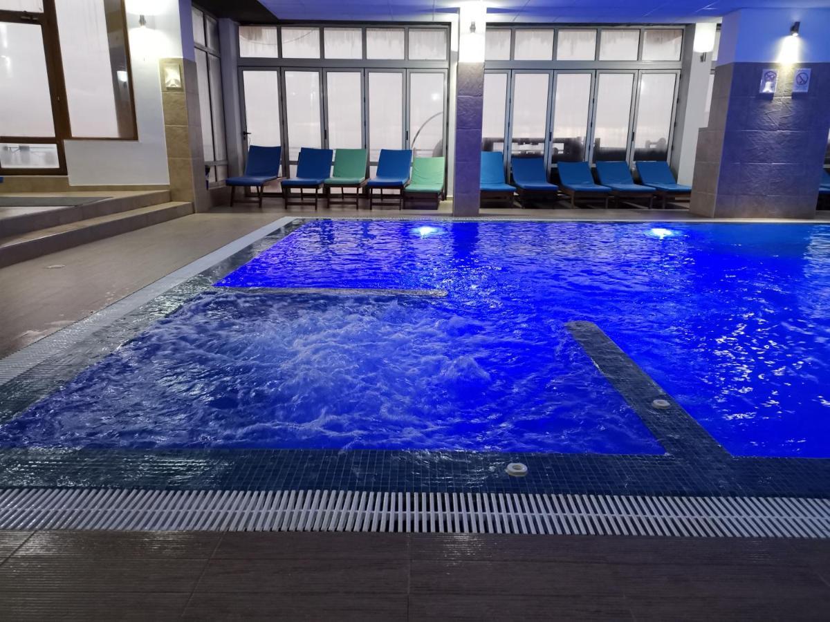 G4 Apartment Milmari 科帕奥尼克 外观 照片